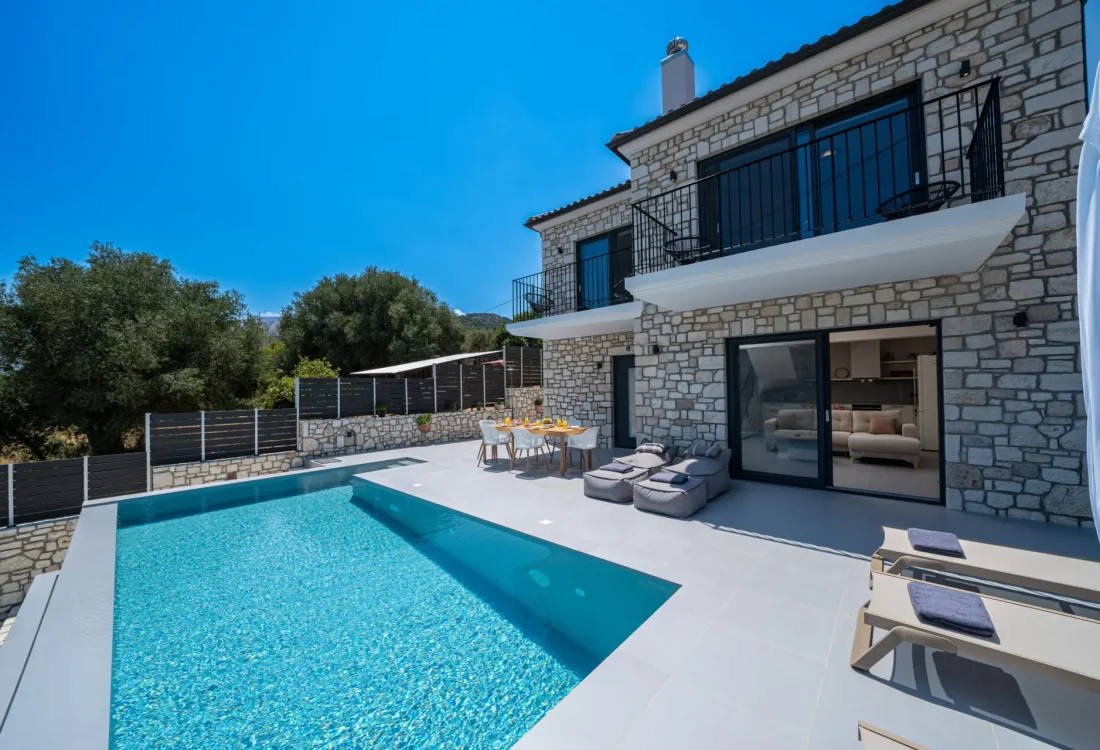 Stone Villa Aris